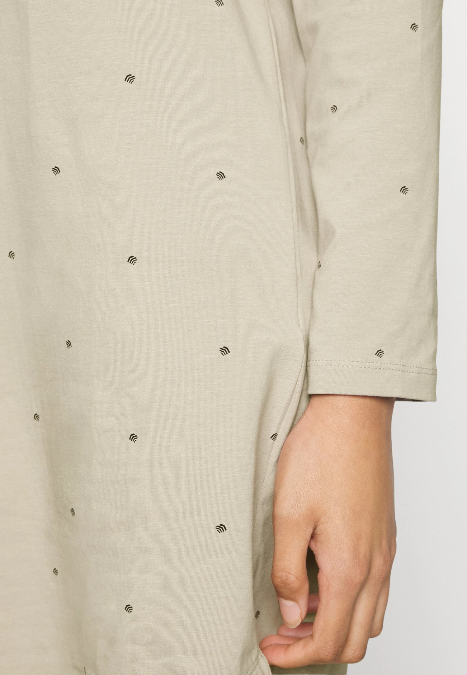 ESPRIT Seasonal - Chemise De Nuit / Nuisette - Light Taupe 8 ESPRIT Seasonal - Chemise De Nuit / Nuisette - Light Taupe – Image 6