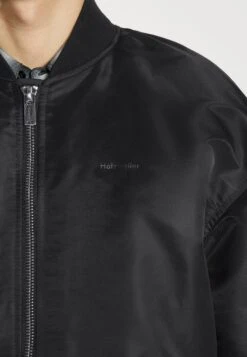 Holzweiler Emili Jacket Unisex - Blouson Bomber - Black 11 Holzweiler Emili Jacket Unisex - Blouson Bomber - Black -Next Soldes ad0effef09cc40c4bc0740a4ba110850