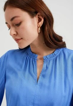 WE FASHION Met Structuur - Blouse - Blue 10 WE FASHION Met Structuur - Blouse - Blue -Next Soldes ae4a88f2593e47288c44e4703eff5769