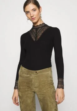 ONLY Onltilde High Neck - T-Shirt À Manches Longues - Black -Next Soldes af3d51390b084cd2b5b3e9d3b9ece1c9