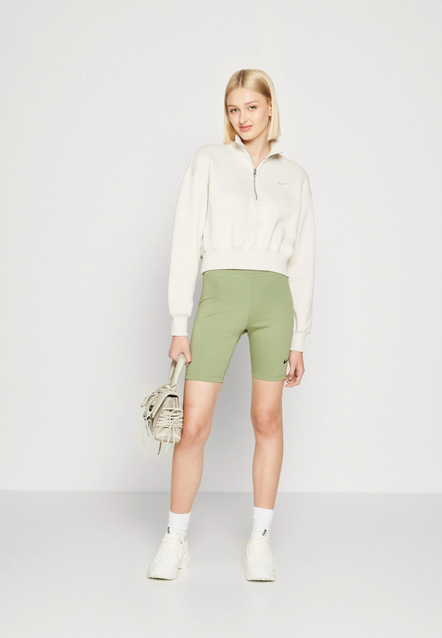 Nike Sportswear Legging - Oil Green 4 Nike Sportswear Legging - Oil Green – Image 2