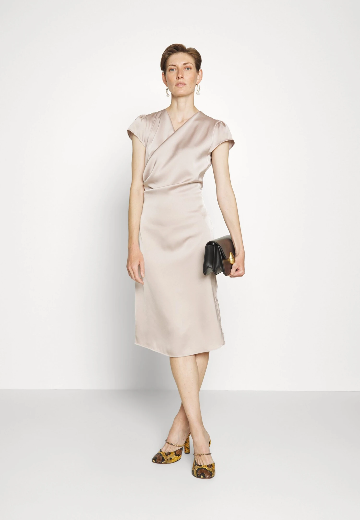 Bruuns Bazaar Raisella Neema Dress - Robe De Soirée - Powder Rose 4 Bruuns Bazaar Raisella Neema Dress - Robe De Soirée - Powder Rose – Image 2