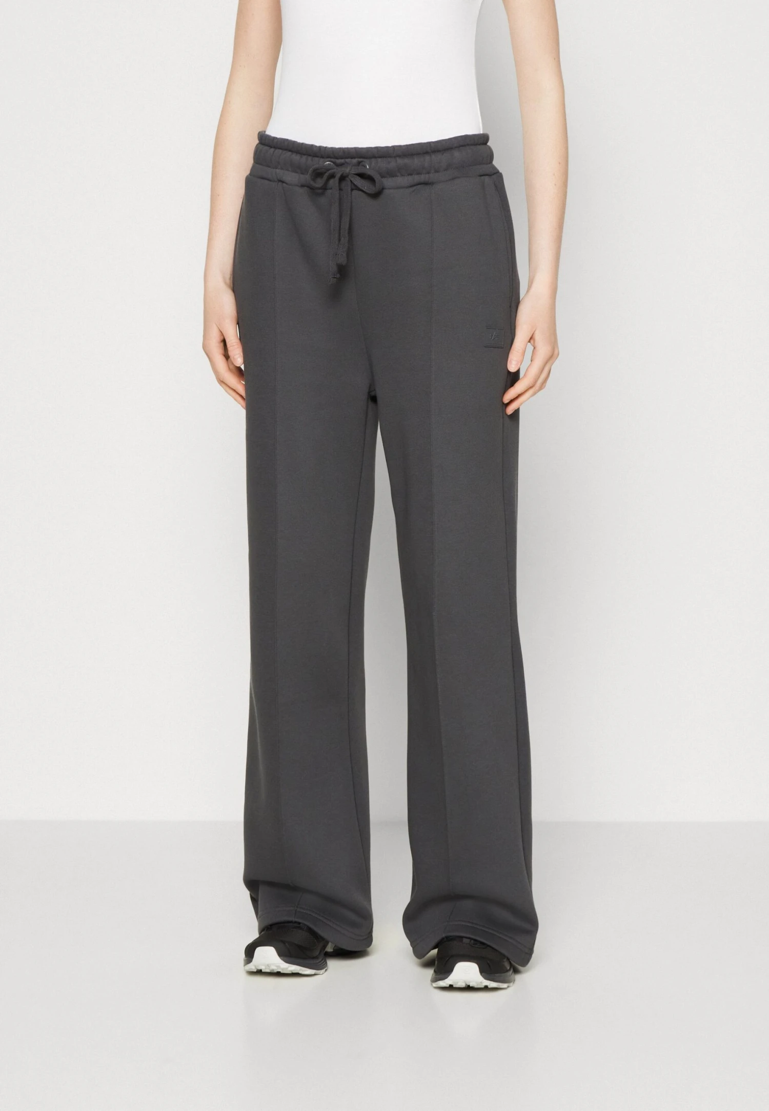 Alpha Industries X-Fit Label Wide - Pantalon De Survêtement - Vintage Grey 3 Alpha Industries X-Fit Label Wide - Pantalon De Survêtement - Vintage Grey