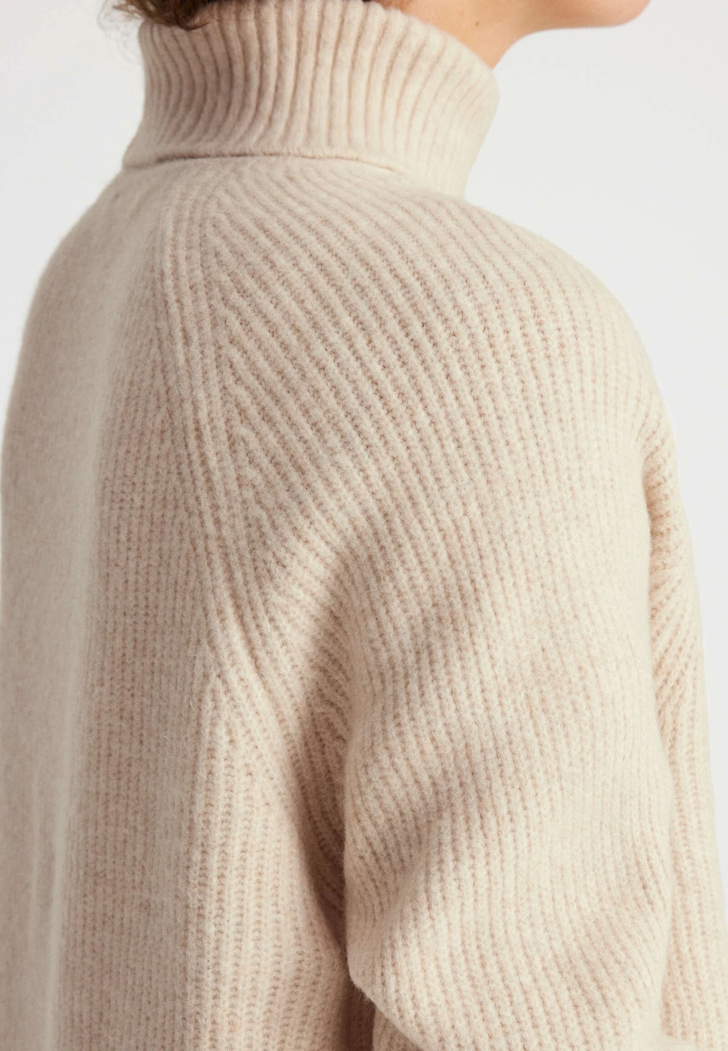 Oysho Turtleneck - Pullover - Beige 8 Oysho Turtleneck - Pullover - Beige â Image 6