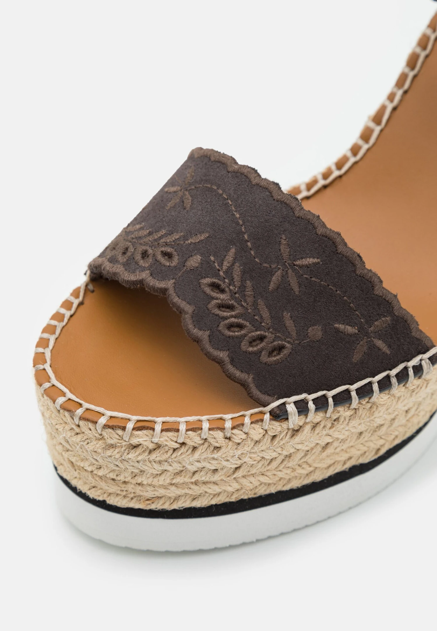 See By Chloé Sandales À Talons Hauts - Charcoal 9 See By Chloé Sandales À Talons Hauts - Charcoal – Image 7