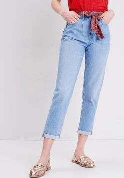 Mom Mit Schalgürtel - Jean Slim - Denim Bleach