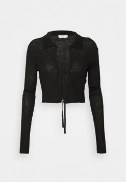 Filippa K Cropped Tie Cardigan - Gilet - Black 14 Filippa K Cropped Tie Cardigan - Gilet - Black -Next Soldes bf6079163d1048b3a566053f651beec3