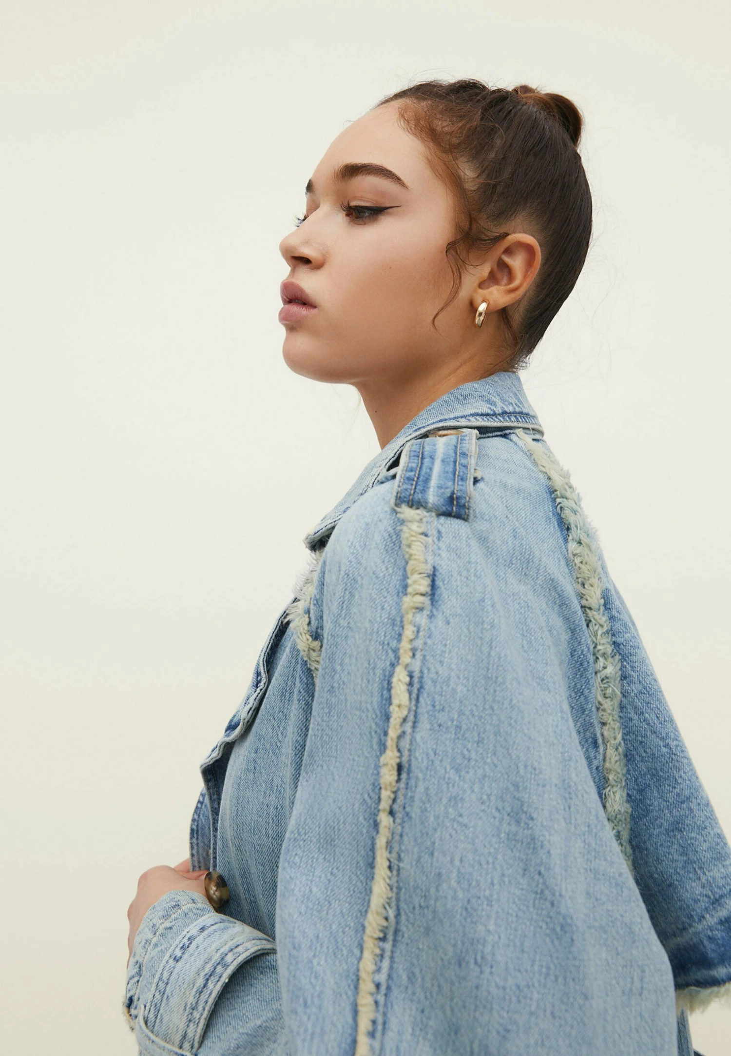 Stradivarius Frayed - Trench - Dirty Denim 6 Stradivarius Frayed - Trench - Dirty Denim – Image 4