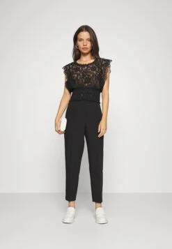 Vero Moda Petite Vmsandy Tapered Pant - Pantalon Classique - Black 8 Vero Moda Petite Vmsandy Tapered Pant - Pantalon Classique - Black -Next Soldes c0c55dccc7bd4bb196991b0f656d1b4a