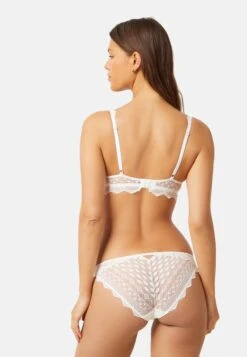 ETAM Artiste - Soutien-Gorge Push-Up - Ecru 8 ETAM Artiste - Soutien-Gorge Push-Up - Ecru -Next Soldes c0f11ca304ba4215afdd0ec6847cdae4