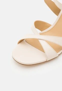 MICHAEL Michael Kors Kinsley - Sandales À Talons Hauts - Light Cream 15 MICHAEL Michael Kors Kinsley - Sandales À Talons Hauts - Light Cream -Next Soldes c2a4b0ecf024409f8d64c86ec6706d7f
