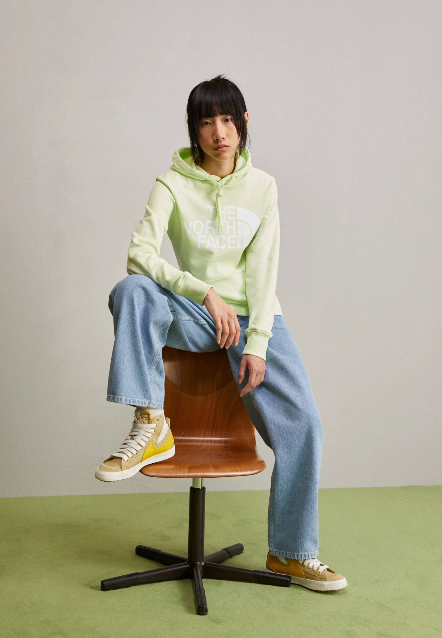 The North Face Standard Hoodie - Sweat À Capuche - Lime Cream 4 The North Face Standard Hoodie - Sweat À Capuche - Lime Cream – Image 2