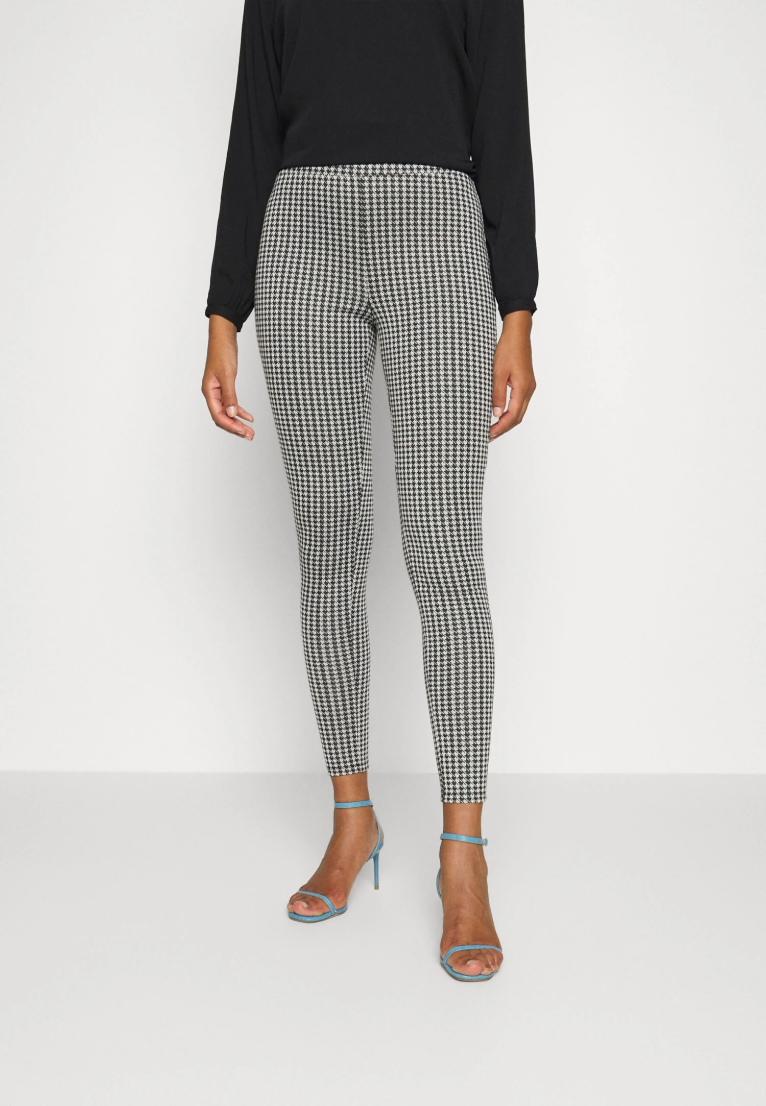 Vila Vicheck - Legging - Black Cloud Dancer 3 Vila Vicheck - Legging - Black Cloud Dancer