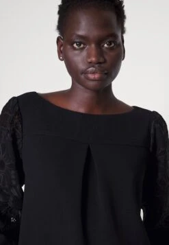 See By Chloé T-Shirt À Manches Longues - Black 13 See By Chloé T-Shirt À Manches Longues - Black -Next Soldes c79cef00696f4c55a9242bd4663d711b