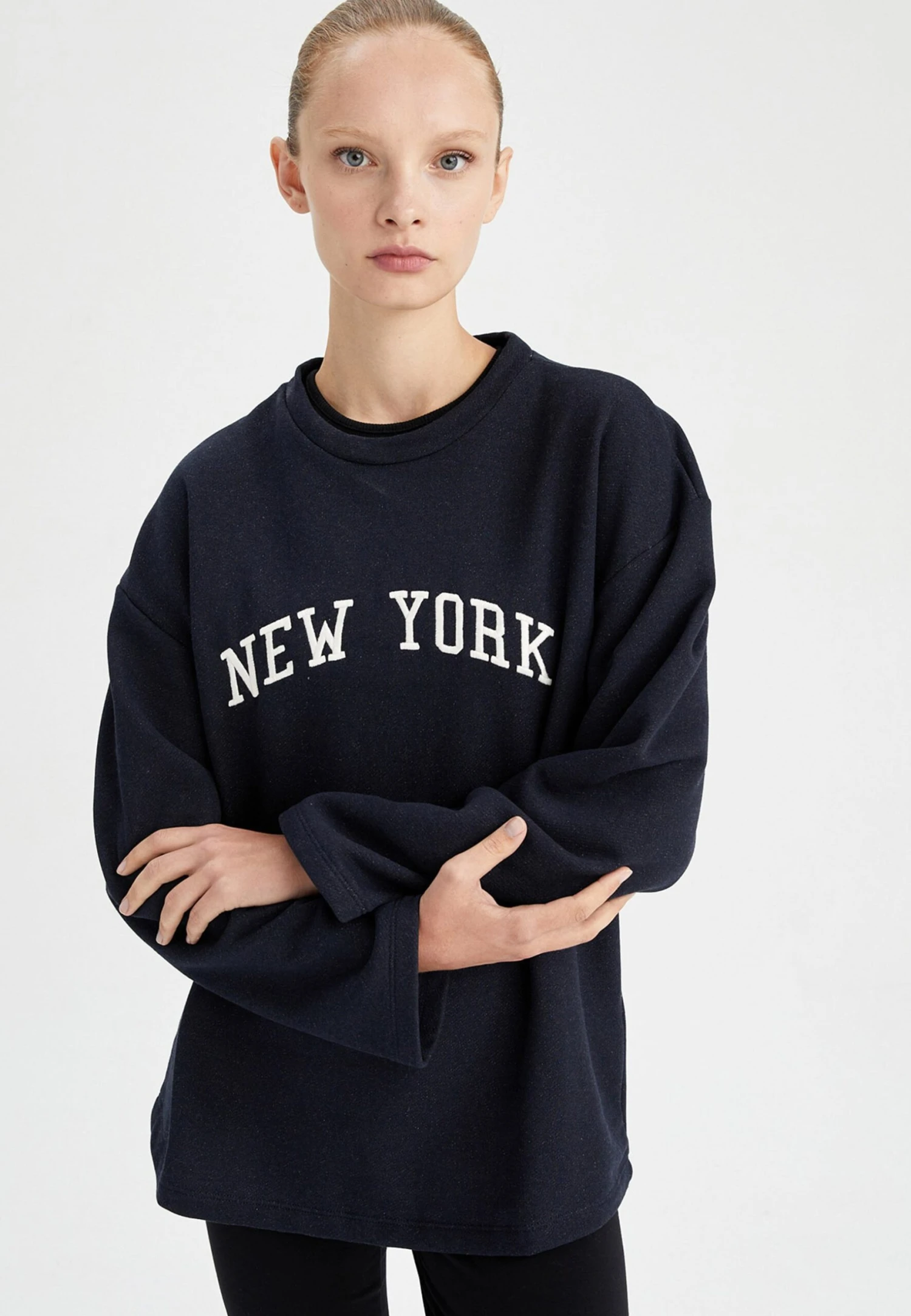 DeFacto Sweatshirt - Navy 3 DeFacto Sweatshirt - Navy