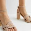 New Look Wide Fit Glitter 2 Part Strappy Block - Sandales À Talons Hauts - Rose Gold 2 New Look Wide Fit Glitter 2 Part Strappy Block - Sandales À Talons Hauts - Rose Gold -Next Soldes c9ac2a82c903406ea9f5ba61695cf484