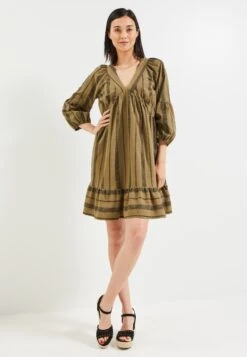 Courte - Robe De Jour - Kaki 7 Courte - Robe De Jour - Kaki -Next Soldes ca86a8ccb0f84ada89147d5b283664f6