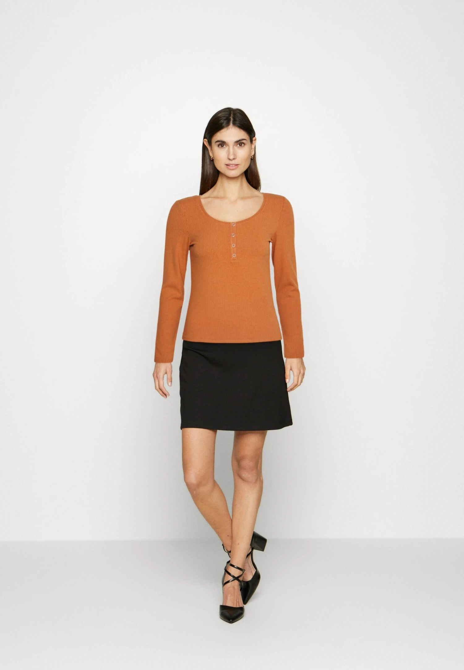 TOM TAILOR Denim T-Shirt À Manches Longues - Rusty Amber 4 TOM TAILOR Denim T-Shirt À Manches Longues - Rusty Amber – Image 2