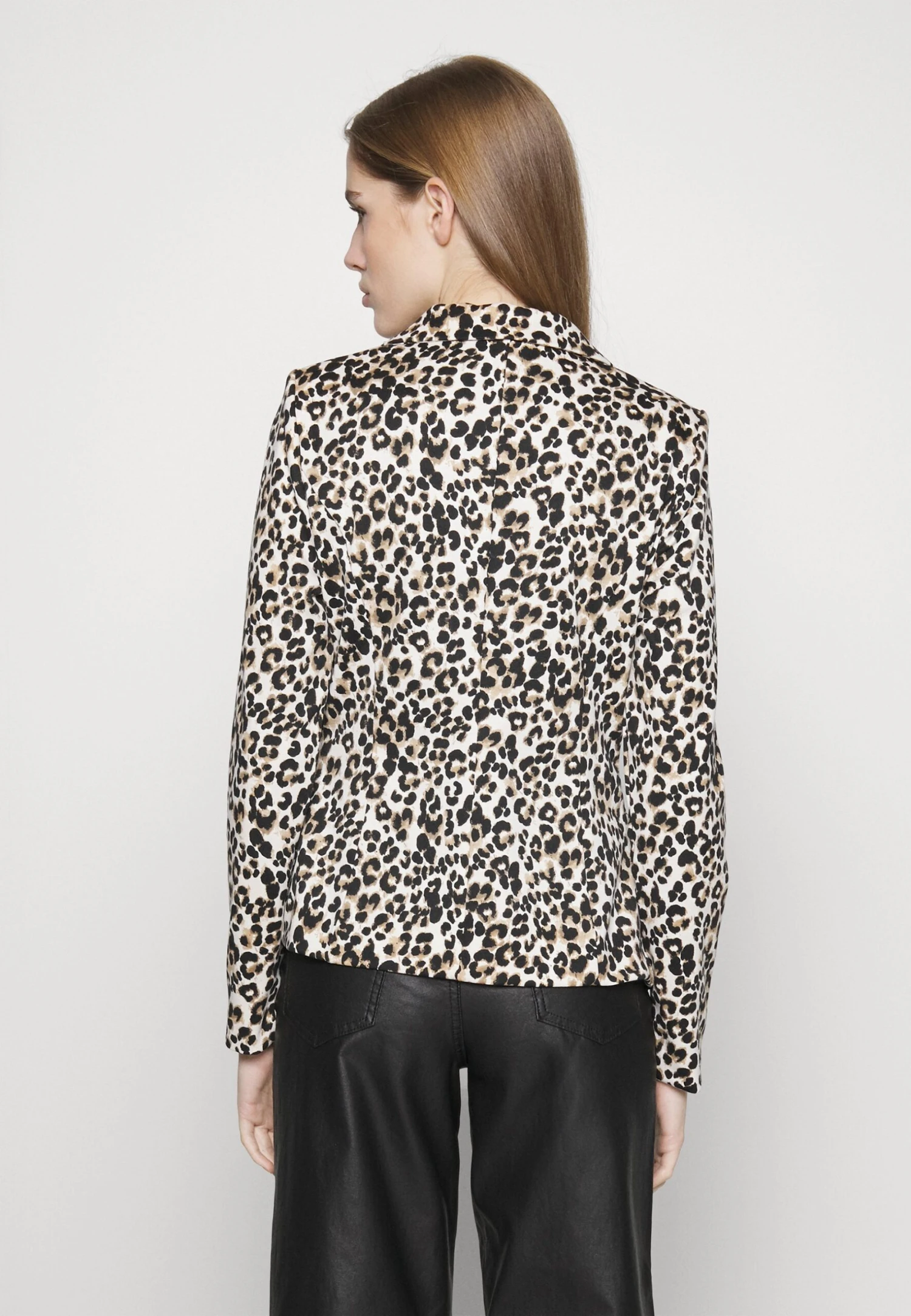 Ihkate - Blazer - Off-White 5 Ihkate - Blazer - Off-White – Image 3