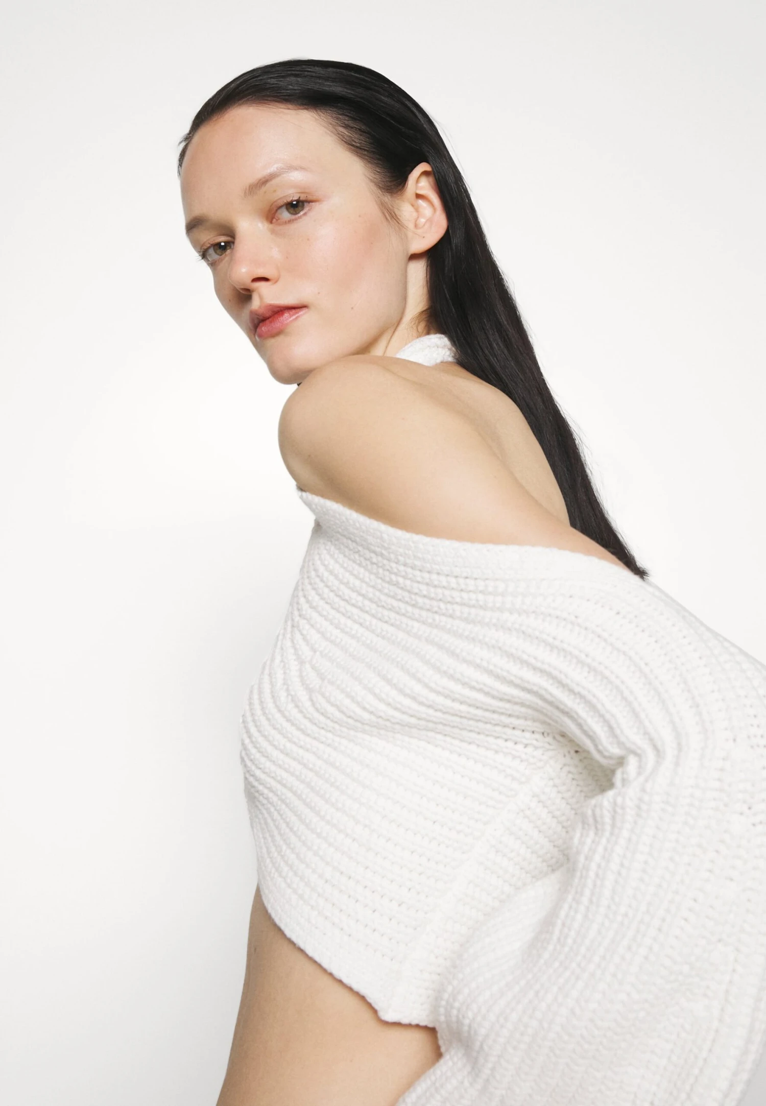 Cult Gaia Elyse Top - Pullover - Off White 10 Cult Gaia Elyse Top - Pullover - Off White – Image 8