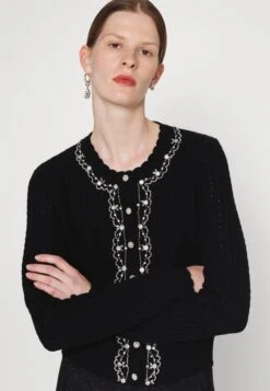 Needle & Thread Border Short Cardigan - Gilet - Black 11 Needle & Thread Border Short Cardigan - Gilet - Black -Next Soldes d3736eb75b394e7e8a1fe3b924d1fd18