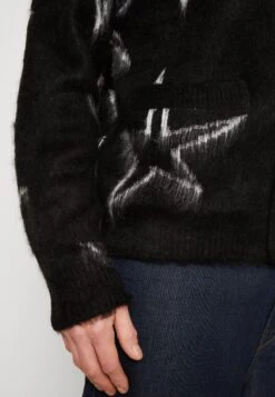 Obey Clothing Slint Cardigan Unisex - Gilet - Black Multi 13 Obey Clothing Slint Cardigan Unisex - Gilet - Black Multi -Next Soldes d4e450ad5c3e49509c2cda80820f1b5f