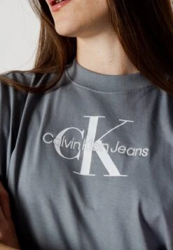 Calvin Klein Jeans Archival Monologo - T-Shirt Imprimé - Grey -Next Soldes d4e9c938345c451696135e8548bde55d