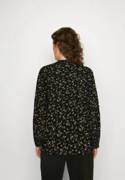 MOSS COPENHAGEN Bellaris Jalina - T-Shirt À Manches Longues - Black 10 MOSS COPENHAGEN Bellaris Jalina - T-Shirt À Manches Longues - Black -Next Soldes d69acbc606914ec98d0ebbd6d342aafb