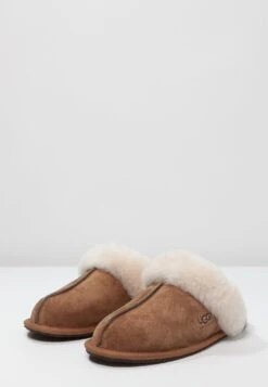 Ugg Scuffette Ii - Chaussons - Chestnut 10 Ugg Scuffette Ii - Chaussons - Chestnut -Next Soldes d6a261a6e7174b709118f3ee482e2aca