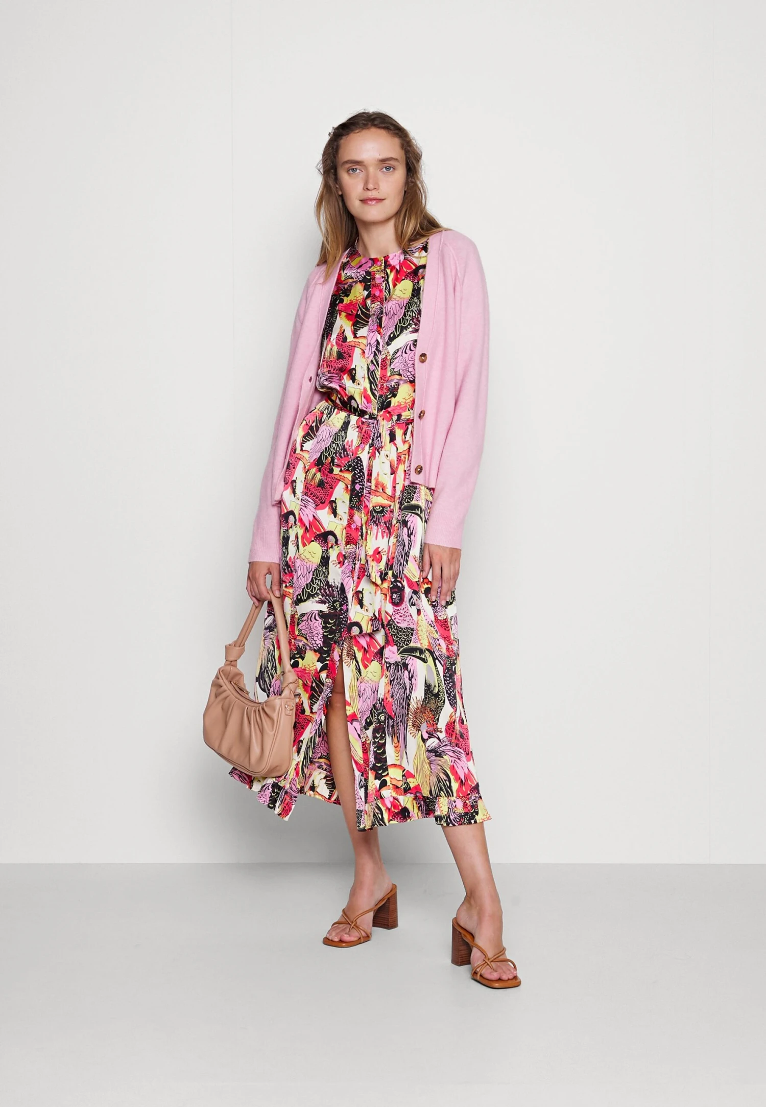 ESPRIT Gilet - Light Pink 4 ESPRIT Gilet - Light Pink – Image 2