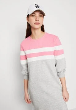 ONLY Onlcelina O Neck Dress - Robe De Jour - Morning Glory -Next Soldes d8a88a0303ff4edca73ca58607190e07