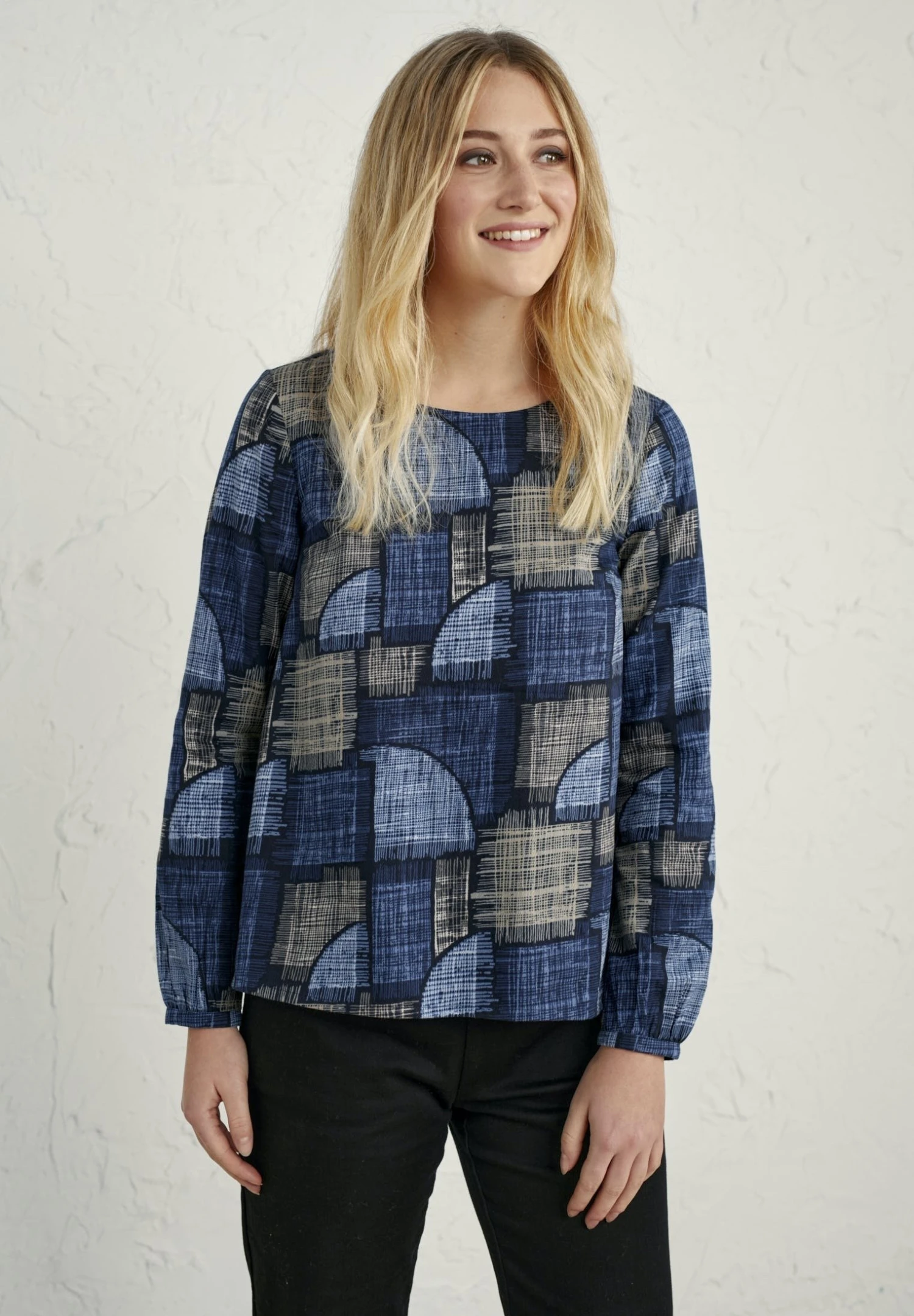Blouse - Blue 4 Blouse - Blue – Image 2