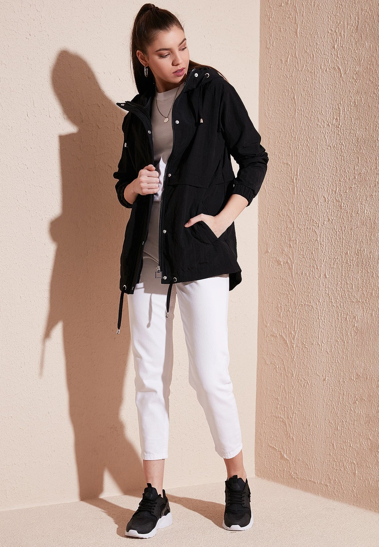 LELA Regular Fit - Parka - Black 8 LELA Regular Fit - Parka - Black – Image 6