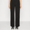 ONLY Onlmathilda Wide Pant - Pantalon Classique - Black 1 ONLY Onlmathilda Wide Pant - Pantalon Classique - Black -Next Soldes db5171e709bb434a8282875adfa570c4