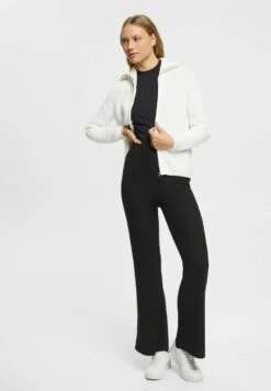 ESPRIT Style - Gilet - Off White 13 ESPRIT Style - Gilet - Off White -Next Soldes dca18168a88449c0bc47fcacd8a499d7