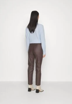 B.young Bykato Bykiko - Pantalon Classique - Java 13 B.young Bykato Bykiko - Pantalon Classique - Java -Next Soldes dcad6128ca794246bf0024c78f84a542