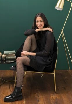 Falke Dot 15 Denier Ultra-Transparent Matt - Collants - Dunkelblau 14 Falke Dot 15 Denier Ultra-Transparent Matt - Collants - Dunkelblau -Next Soldes dcff6d243eb747f7823e29a8111071ba