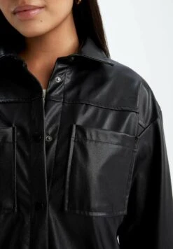 DeFacto Regular Fit - Chemisier - Black 9 DeFacto Regular Fit - Chemisier - Black -Next Soldes dd4e12bdcc4c46dda45cfc42fc689abd