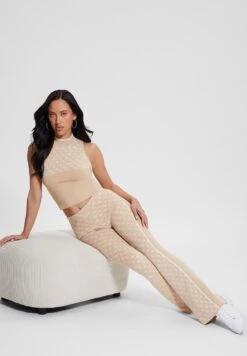 Guess Lise 4G Logo Swtr - Pantalon Classique - Beige -Next Soldes dd7814da71b9425ba6ed00f8270a74e7