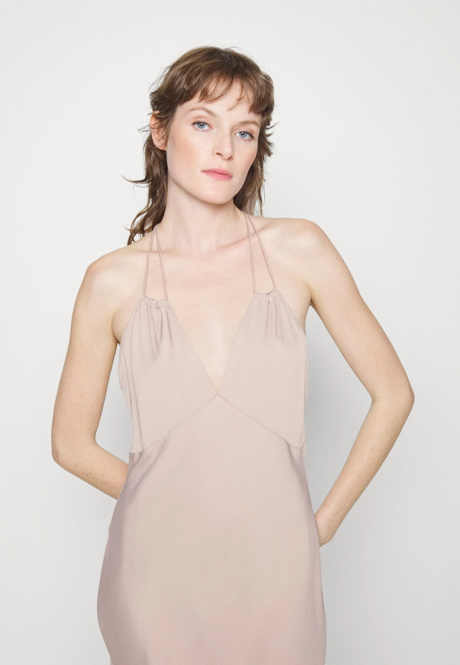 Calvin Klein Shine Strap Midi Dress - Robe De Soirée - Natural 6 Calvin Klein Shine Strap Midi Dress - Robe De Soirée - Natural – Image 4