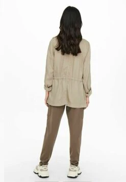 ONLY Kenya Life Utility Cc Otw - Veste Légère - Silver Lining 12 ONLY Kenya Life Utility Cc Otw - Veste Légère - Silver Lining -Next Soldes e05ee84d77a54143b5df9a9c7073a369