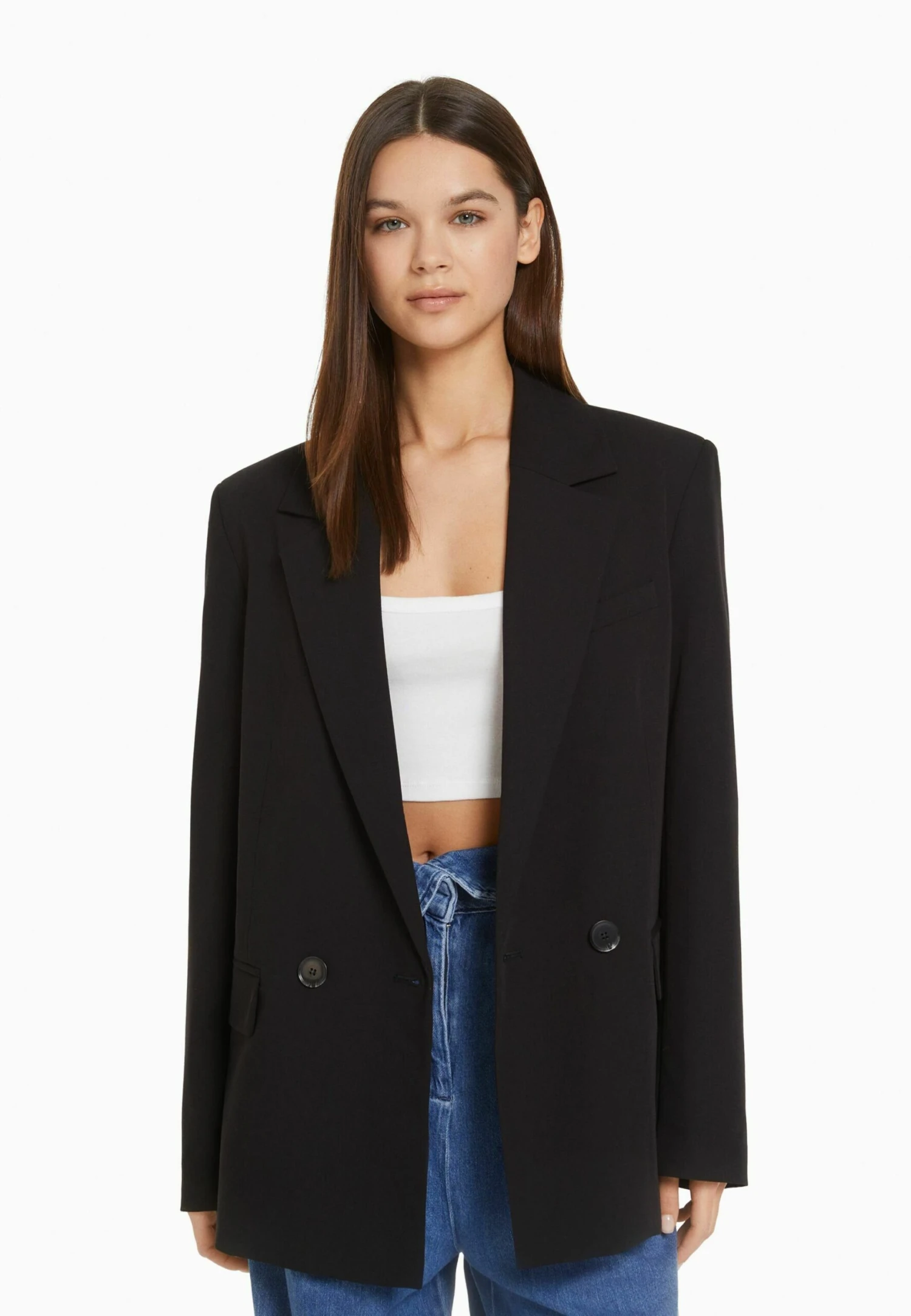 BERSHKA RegularFit Tailored - Feminine-Cut Double-Breasted - Manteau Court - Black 3 BERSHKA RegularFit Tailored - Feminine-Cut Double-Breasted - Manteau Court - Black