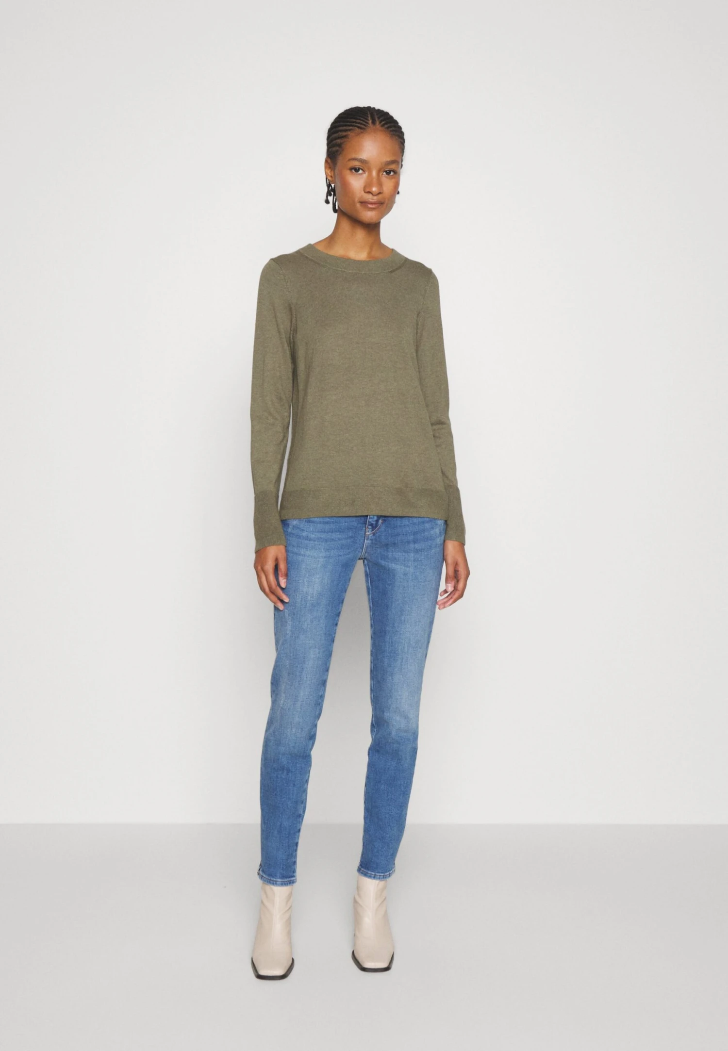ESPRIT Roundneck - Pullover - Khaki Green 7 ESPRIT Roundneck - Pullover - Khaki Green – Image 5