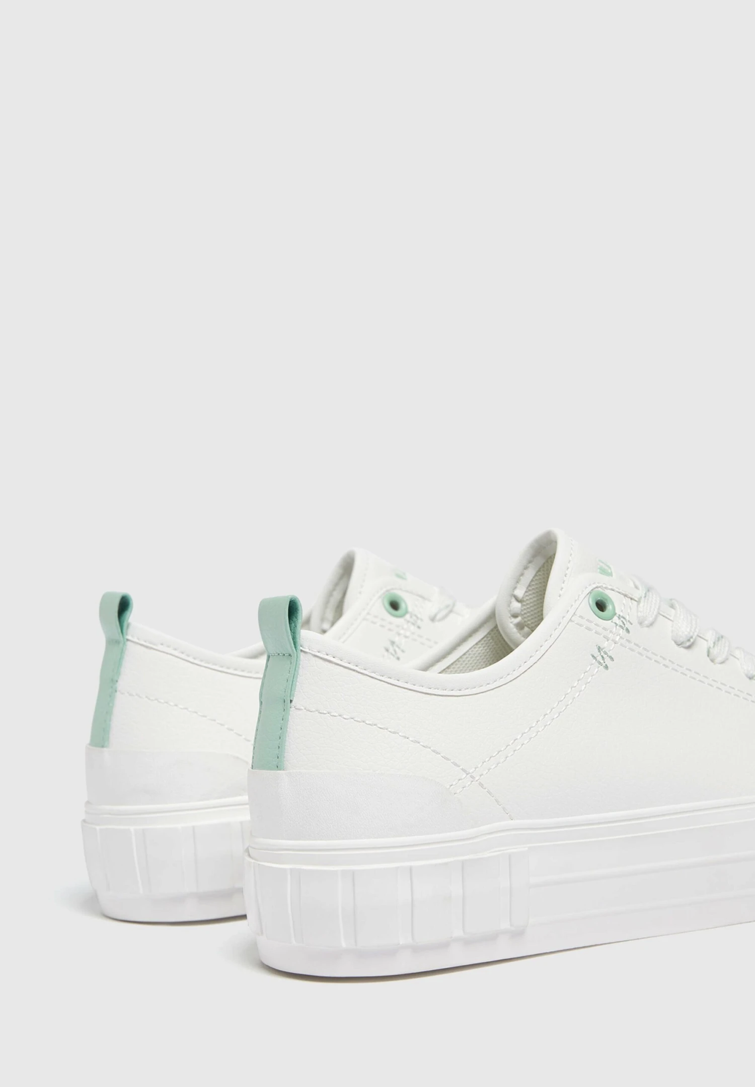 PULL & BEAR Basic Casual - Baskets Basses - White 6 PULL & BEAR Basic Casual - Baskets Basses - White – Image 4