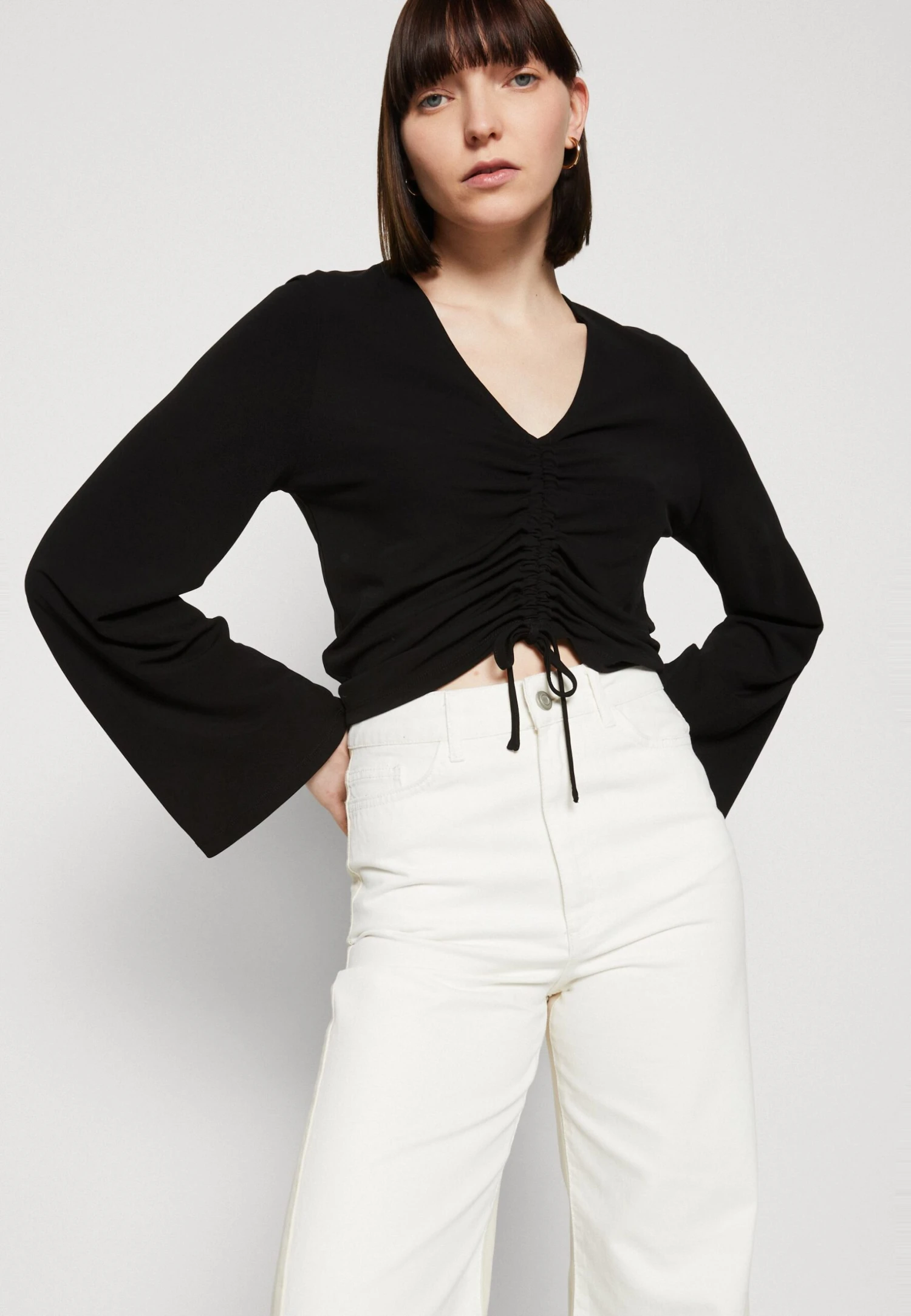 ARKET T-Shirt À Manches Longues - Black 6 ARKET T-Shirt À Manches Longues - Black – Image 4