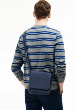 Lacoste Nh2341Hc - Sac Bandoulière - Noir -Next Soldes e61b6f5c0c514cca80977081342a4dfa