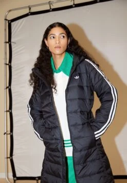 Adidas Originals Slim Jacket - Veste D'Hiver - Black