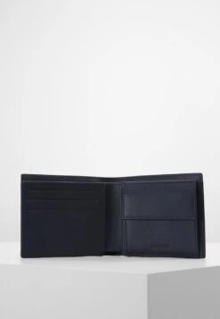 Lacoste Billfold Coin - Portefeuille - Marine -Next Soldes ed3d131409d54577947aed09d278ec3e