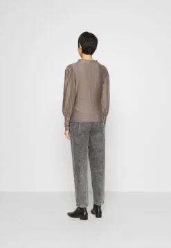 Gestuz Rifa Puff - T-Shirt À Manches Longues - Earth -Next Soldes eebe03cc8fc04556a8b1bd89c0789bf1