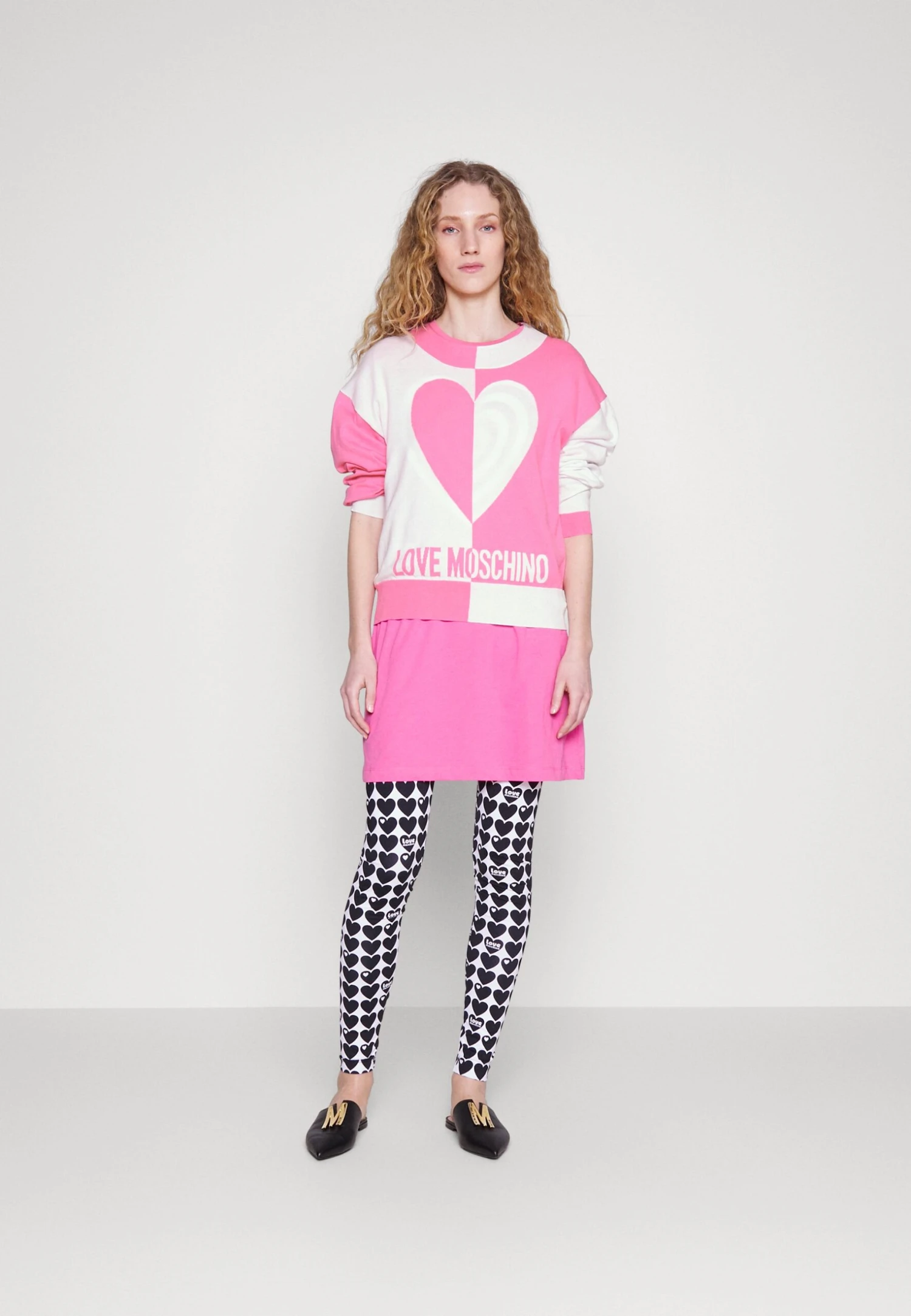 LOVE MOSCHINO Pullover - Fuchsia 4 LOVE MOSCHINO Pullover - Fuchsia – Image 2